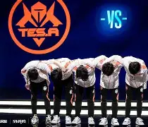 HLE横扫HKA,Ming团战一打五激烈交锋成都决赛之夜,引爆全场热议 HLE横扫HKA,Ming团战一打五激烈交锋成都决赛之夜,引爆全场热议